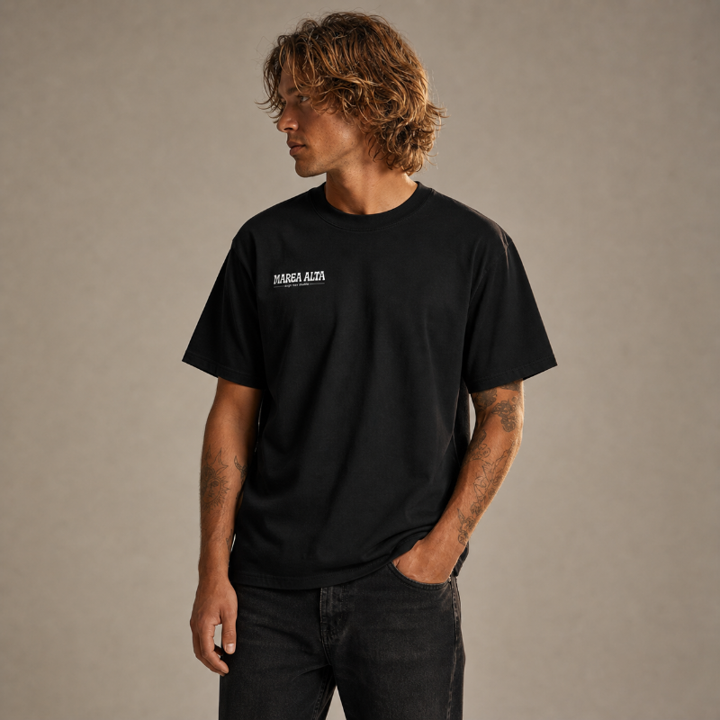 Camiseta Oversized Surf Vintage Marea Alta – Negro